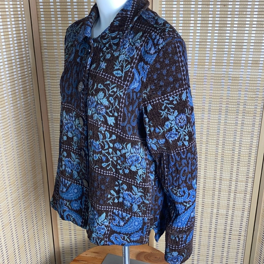 Travel Smith Folk Art Patchwork Floral Lined Jacket
Size XL - Picture 3 of 7